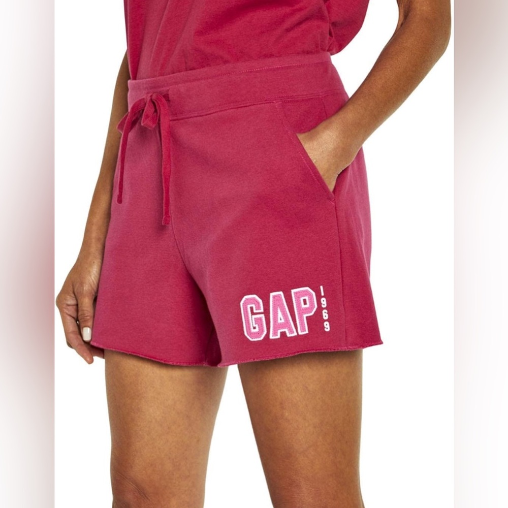 GAP 1969 Logo Shorts‎ Womens XS Red Bud Pink French Terry Sweat Shorts New